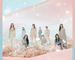 日本デビュー5周年プロジェクト第二弾発表! TWICE 4th BEST ALBUM 『＃TWICE4』ビジュアル解禁！ 春の訪れを感じさせる柔らかい雰囲気とクールで洗練されたメンバーが印象的なビジュアル