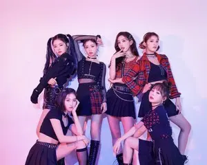元BIGFLO集結！ WE:Aが日本で２日間に渡ってイベントを開催！