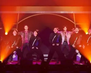 東方神起 約2年半ぶりの来日オフライン公演！21公演におよぶ全国ファンクラブイベントツアーを開催中！