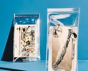 韓国発 スマホにつける「チェーンケース」が流行中？人気ブランド「PHONO PHONO(フォノフォノ）」が日本初上陸。60%（シックスティーパーセント）で取り扱いが決定。