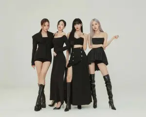 初のオンラインライブ 「YG PALM STAGE - 2021 BLACKPINK: THE SHOW」開催！ 圧巻のステージ＆ROSÉのソロ曲 も初披露！ ワールドリアルタイムトレンド1位、世界中が大熱狂！！