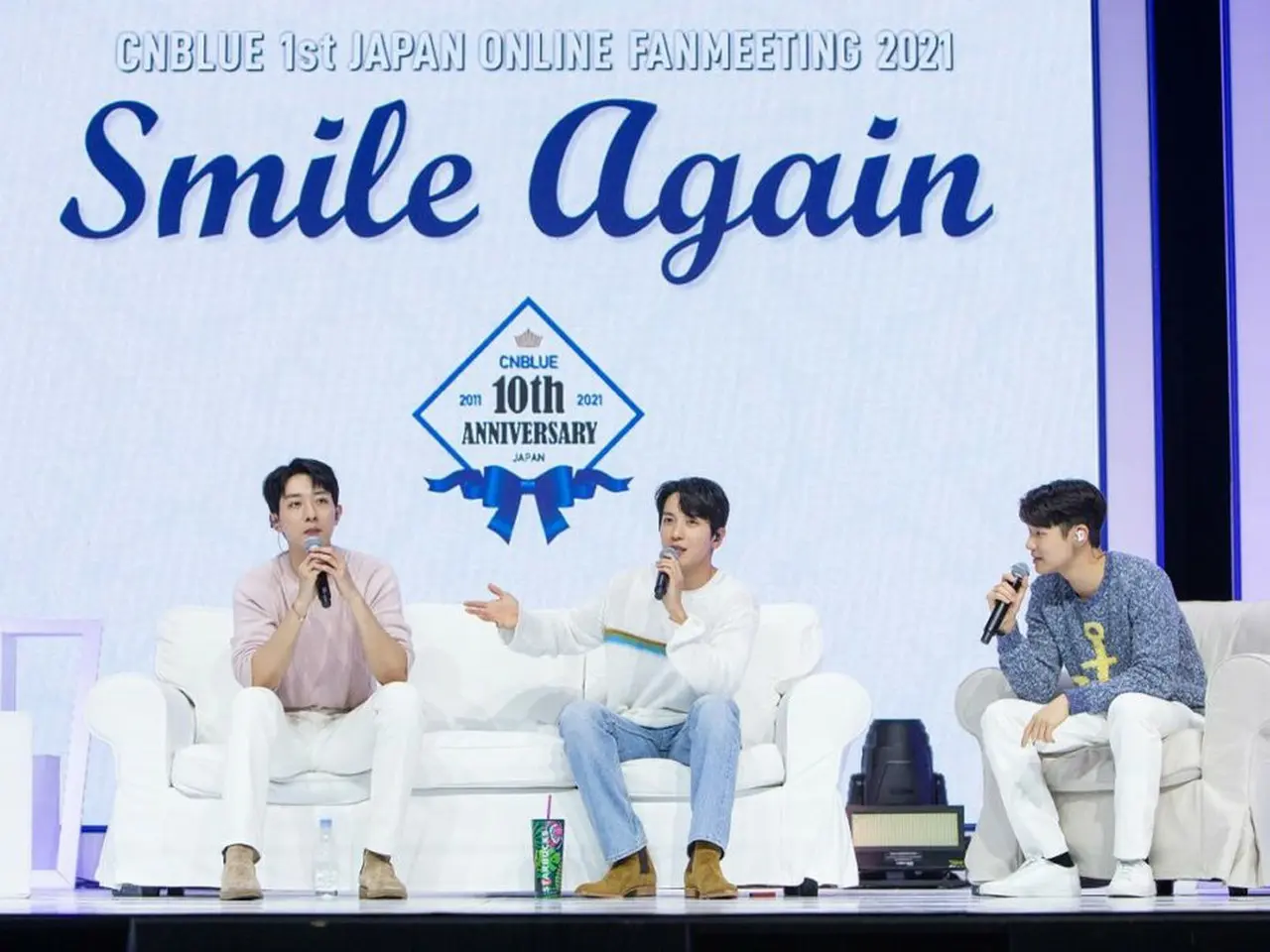 ミュージック CNBLUE Official Fanmeeting Collection Amazon.co.jp: DVD CNBLUE Official Fanmeeting Collection
