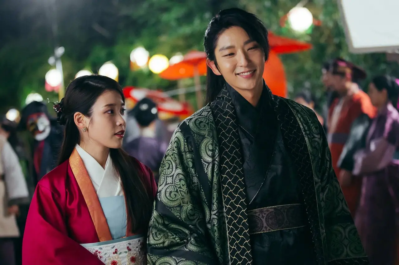 「麗<レイ>~花萌ゆる8人の皇子たち~」© 2016 Universal Studios, Barami bunda. Inc., and YG Entertainment Inc.