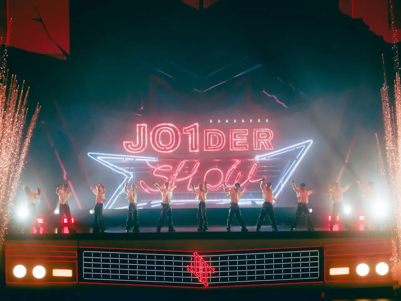 オフィシャルレポート】JO1初の単独東京ドーム公演で2日間計10万