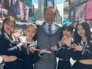 cosmosy  ニューヨークでのプロモーションにて  新曲「BabyDon’Cry=BreakingTheLove」  初解禁！