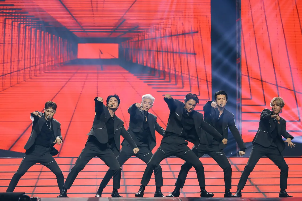 EXO