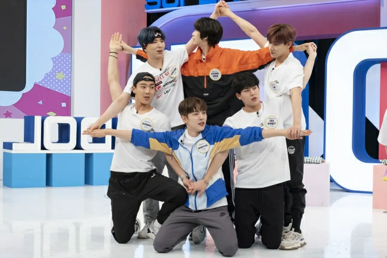 MONSTA X