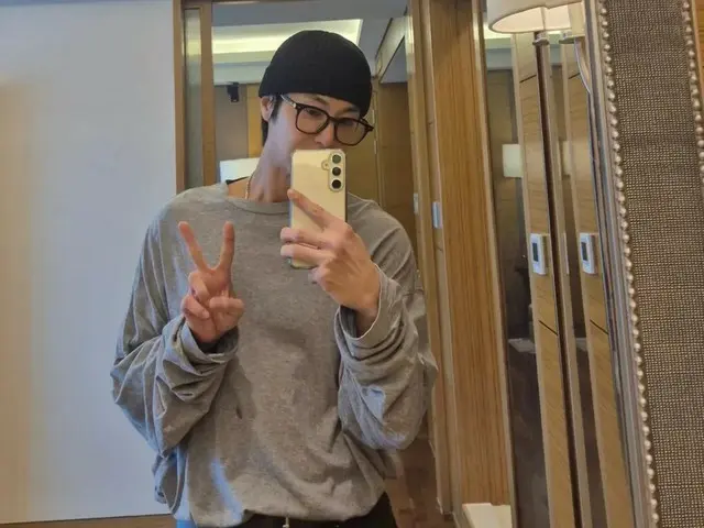 「東方神起」ユンホ、ベトナム到着認証ショット公開