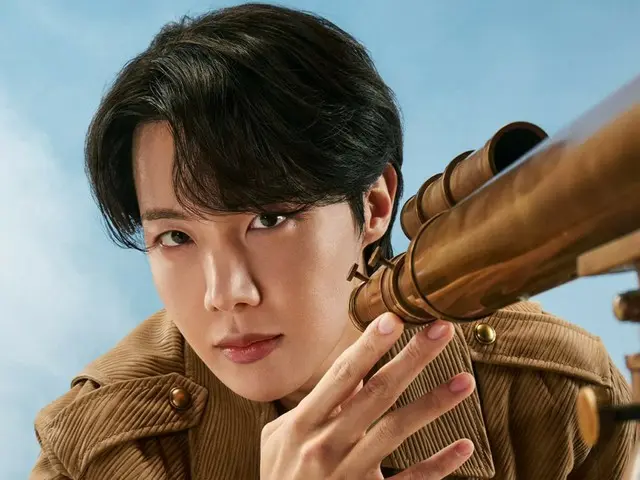 「BTS」J-HOPE、すてきな秋ファッションを披露…時計がポイント