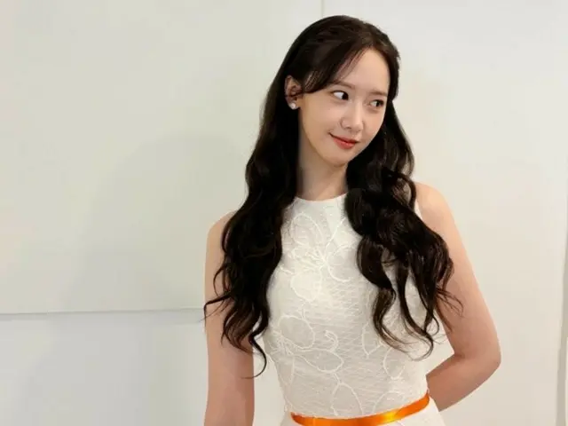 「少女時代」ユナ、“ユンフロディーテ”の国宝級美貌…清純美あふれる