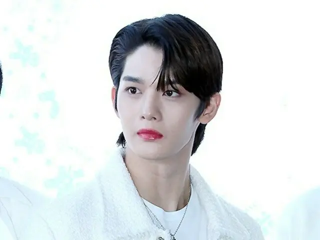 「Wanna One」「CIX」のベ・ジニョン、8年ぶりのソロ活動…初ソロ「STILL YOUNG」を10月リリース