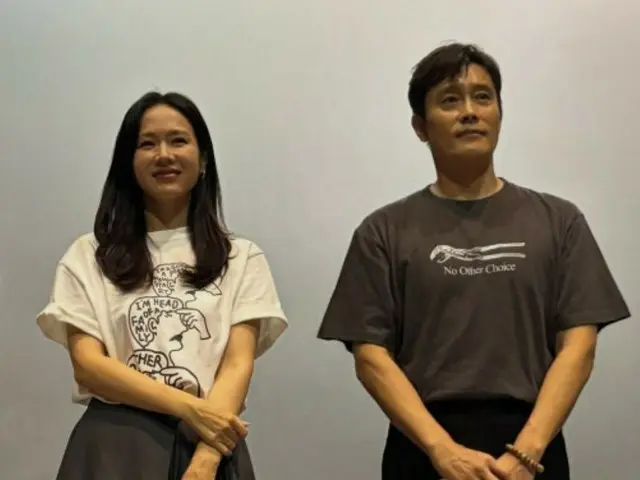 女優ソン・イェジン、「仕方ない」最後の舞台あいさつで涙ボロボロ…「7年ぶり…感動」