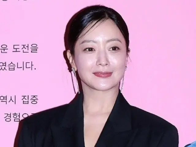 女優キム・ヒソン、本日（2日）母親が死去…悲しみの中で遺体安置所を守る