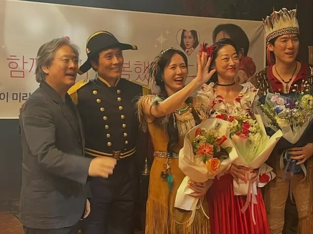 女優ソン・イェジン、ファンからの育児関連コメントに直接返信…“最初は大変だけど早く過ぎる”