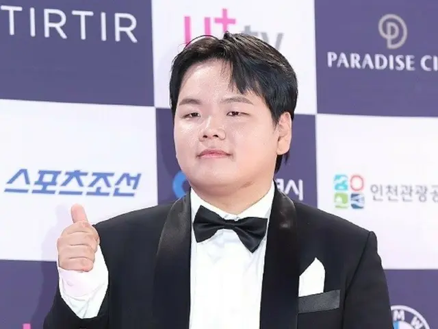 「本日（11日）挙式」クァクチューブ、司会はチョン・ヒョンム…祝賀客に航空券・ホテルを準備