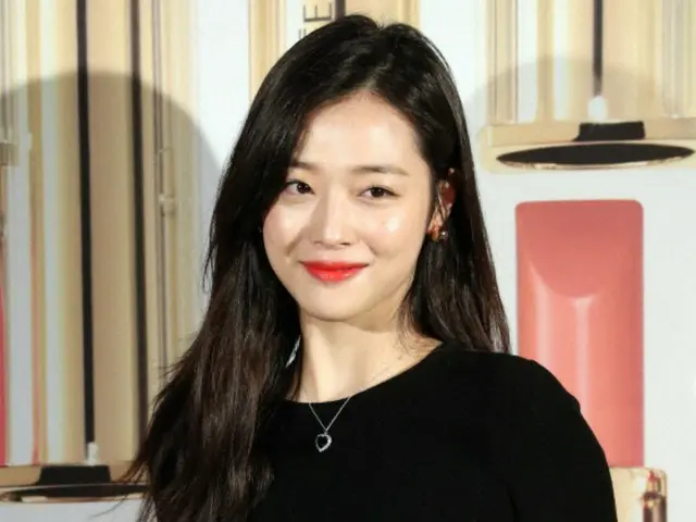 故ソルリさん、本日（14日）で6回忌…変わらず恋しい笑顔