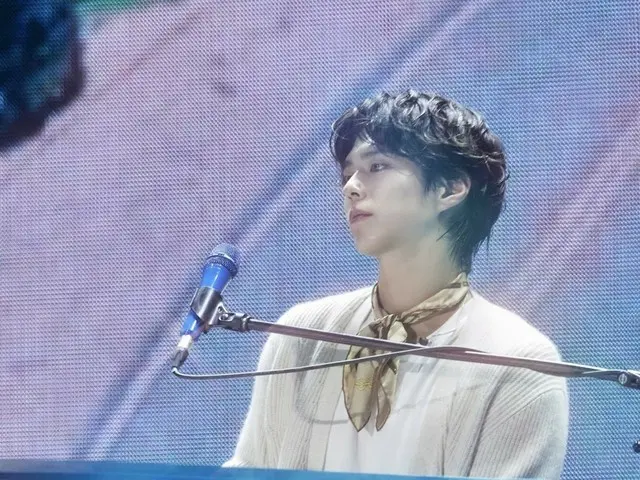 パク・ボゴム、単独ファンミーティングのアンコール公演…4500人のファンとラストダンス