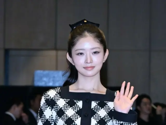 「IVE」レイ、問題視されている乳がん慈善イベントに対する“概念発言”が話題…「認識がよくなれば…私も学んだ」