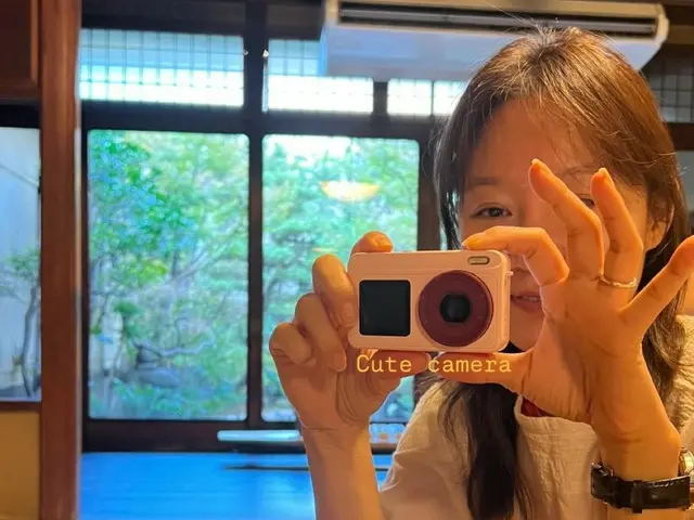 日本旅行ショットが話題のコン・ヒョジン、夫ケビン・オーが除隊したらさらにキレイに？最強ラブリーはコンブリー