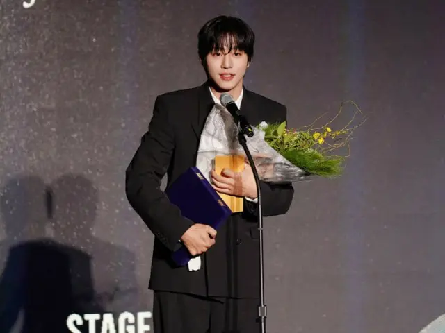 アン・ヒョソプ、「美しい芸術人賞」で新人芸術人賞を受賞…賞金全額寄付