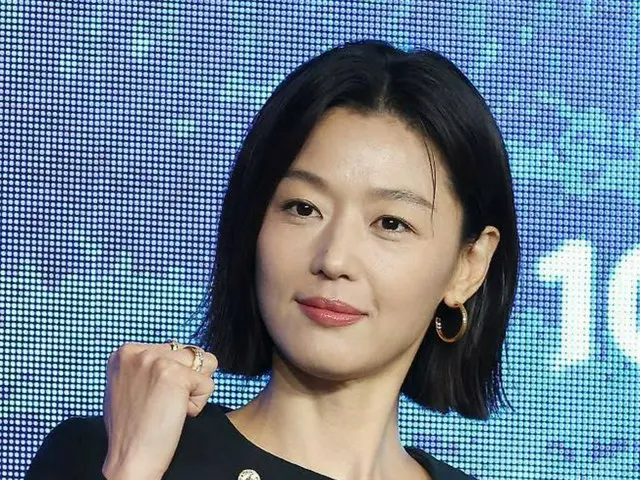 “26年ぶりの再会ならず”チョン・ジヒョン、イ・ビョンホンとの夫婦役共演が白紙に…「コリアンズ」“出演NO”