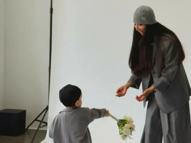 “チョン・ウソンの子を出産”ムン・ガビ、子どもを利用した“AI合成写真”に激怒