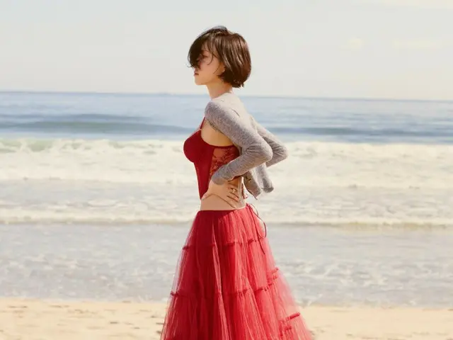 「MAMAMOO」ファサ、2026シーズングリーティング発売…「Good Goodbye」逆走シンドローム