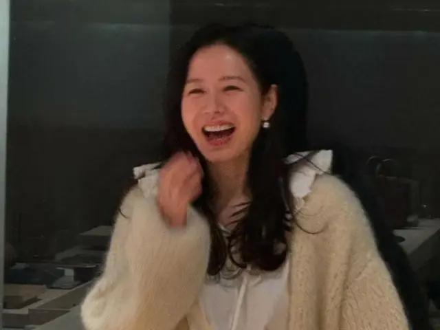 女優ソン・イェジン、忙しいのに妻として母としても役目は怠らない…料理写真が話題