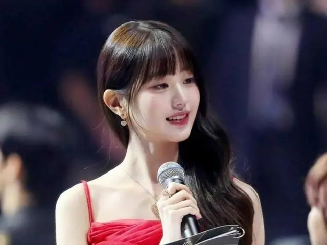 「IVE」チャン・ウォニョン、今日（6日）10周年「AAA」で輝く！5年連続MCで記念コーナーも登場