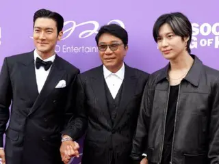 「SUPER JUNIOR」シウォンや「SHINee」テミンら、“元SM代表”イ・スマンのためにアメリカへ…「家族のような歌手」