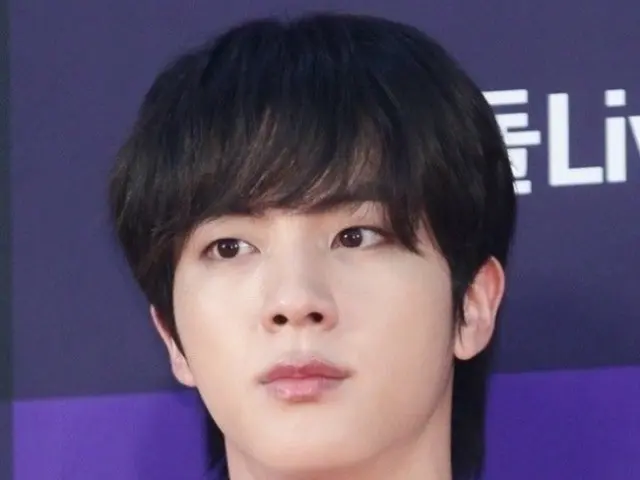 「TMAベストミュージック - 夏」で「BTS」のJINが1位を獲得…ソロ活動でも圧倒的な人気を証明