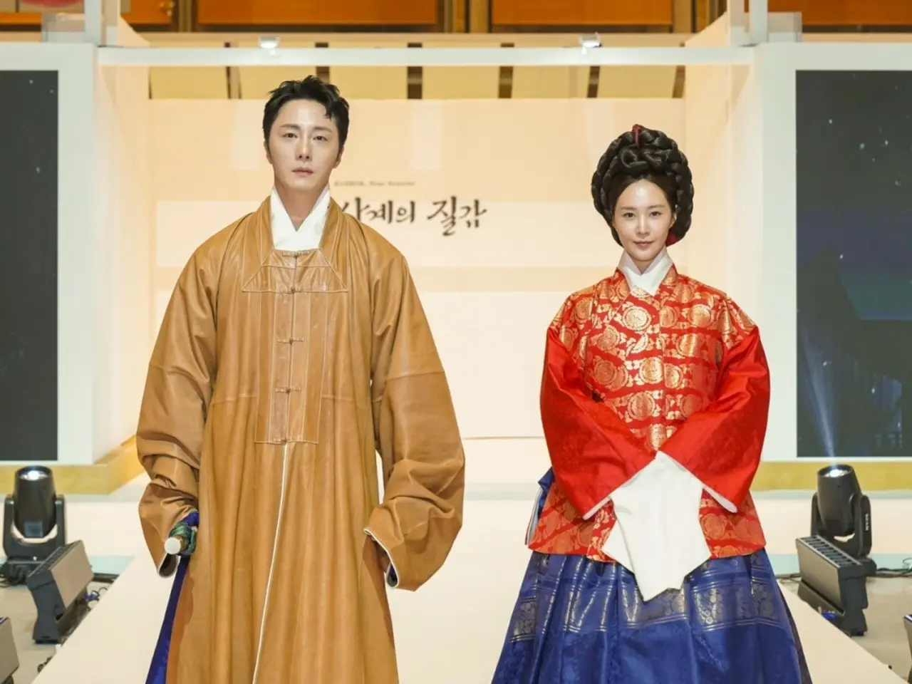 【希少】韓国服飾文化事典　東方出版　金英淑　韓国伝統　本格・研究資料　匿名配送 東方出版 出版物